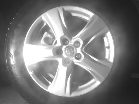 Used 2025 Toyota Highlander LE FWD image 15