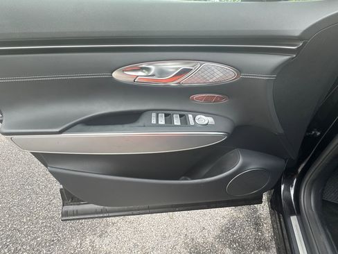 Used 2023 Genesis Electrified GV70 Advanced image 11