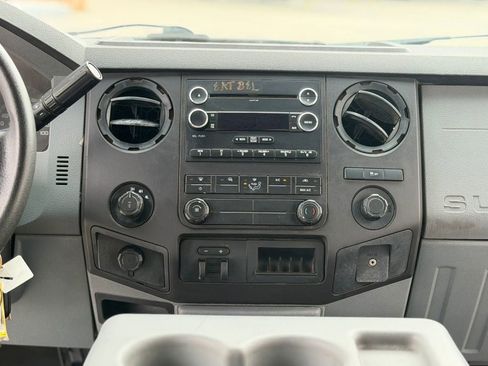Used 2016 Ford F250 XL w/ Power Equipment Group AWD/4WD image 30