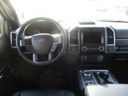 Used 2019 Ford Expedition XLT w/ Equipment Group 202A image 17