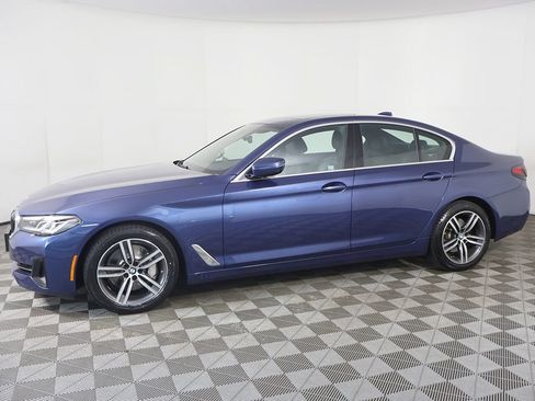 Used 2023 BMW 530i xDrive w/ Convenience Package AWD/4WD image 16