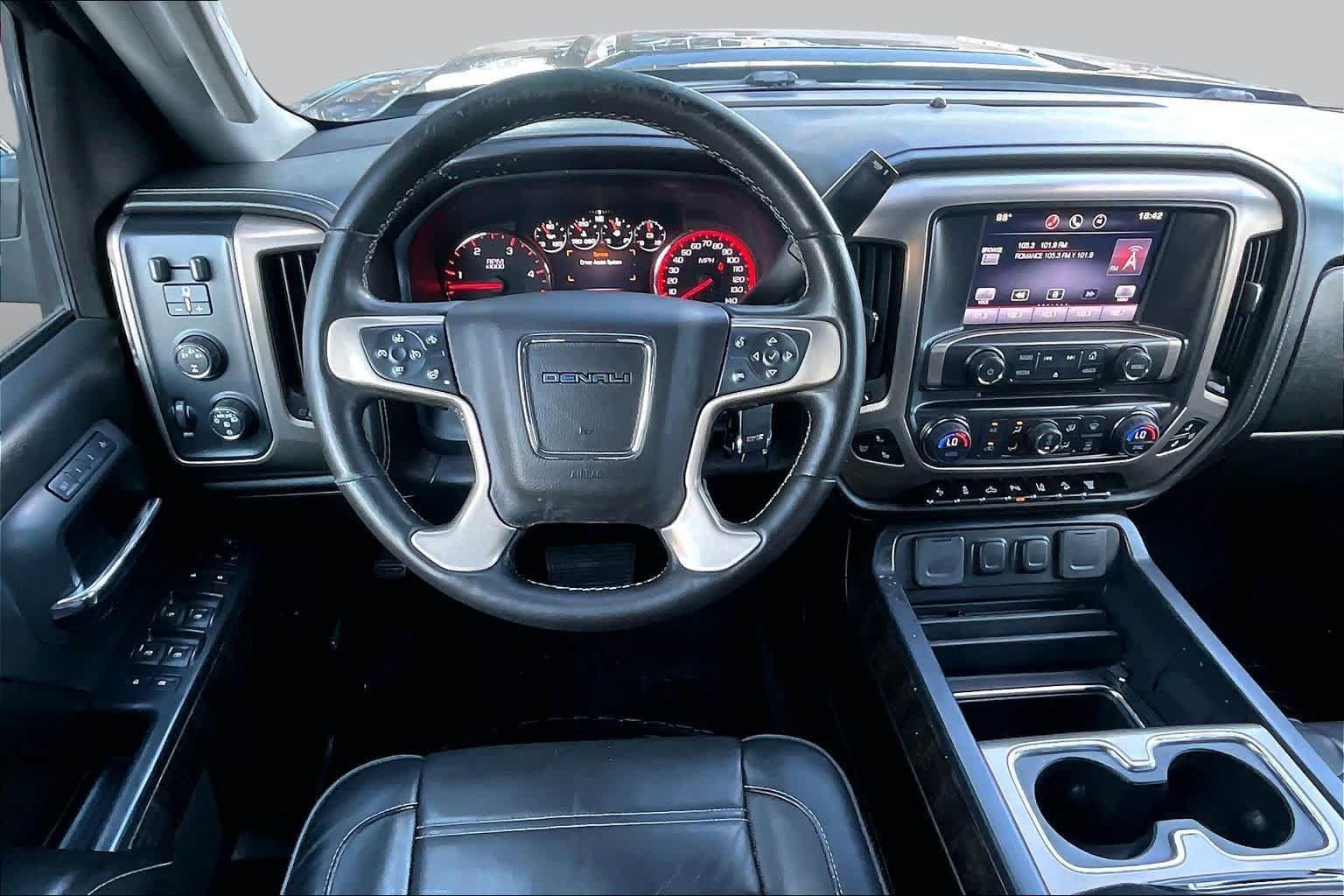 Used 2015 GMC Sierra 2500 Denali w/ Duramax Plus Package AWD/4WD image 6