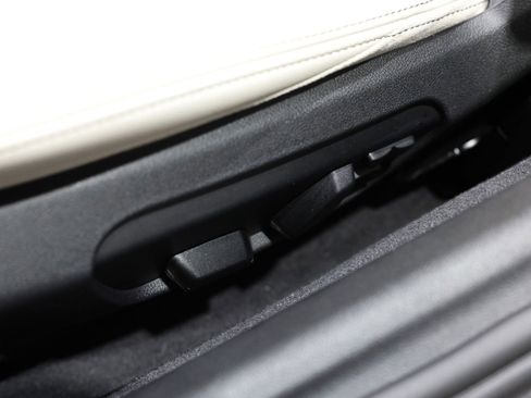 Used 2026 BMW Z4 sDrive30i w/ Convenience Package image 21