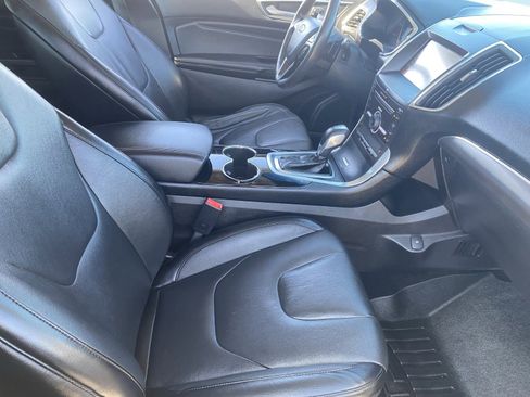 Used 2015 Ford Edge Titanium image 12