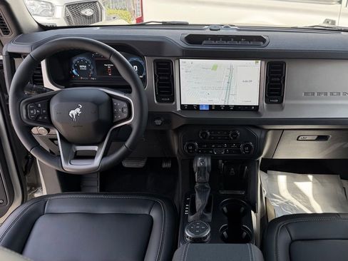 New 2026 Ford Bronco Outer Banks w/ Sasquatch Package AWD/4WD image 24