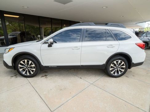 Used 2015 Subaru Outback 3.6R Limited w/ Popular Package #4 AWD/4WD image 4