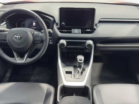 Used 2024 Toyota RAV4 XLE Premium image 16