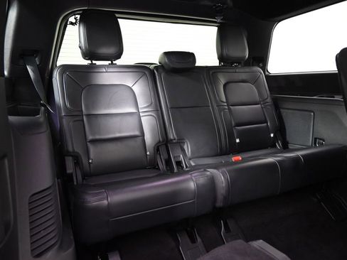 Certified 2023 Lincoln Navigator Reserve AWD/4WD image 19