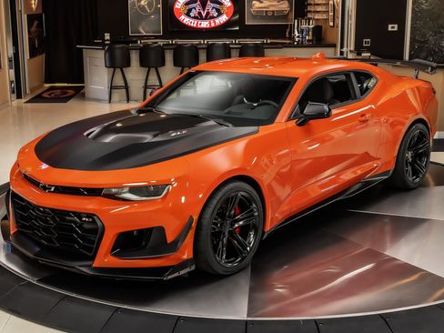 Used 2021 Chevrolet Camaro ZL1 image 5