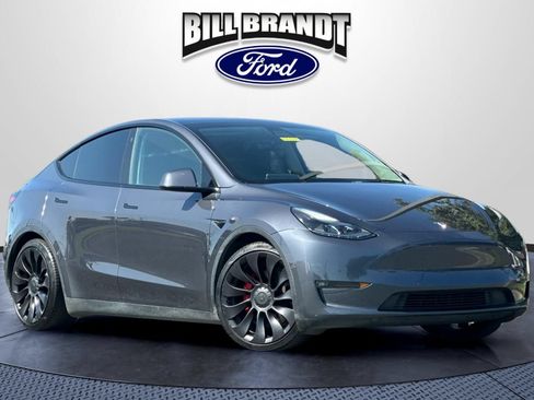 Used 2022 Tesla Model Y Performance AWD/4WD image 1