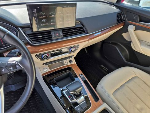 Certified 2023 Audi Q5 Premium w/ Convenience Package image 23