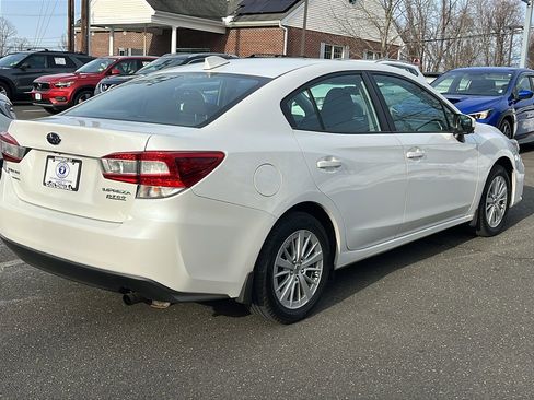 Used 2017 Subaru Impreza 2.0i Premium image 7