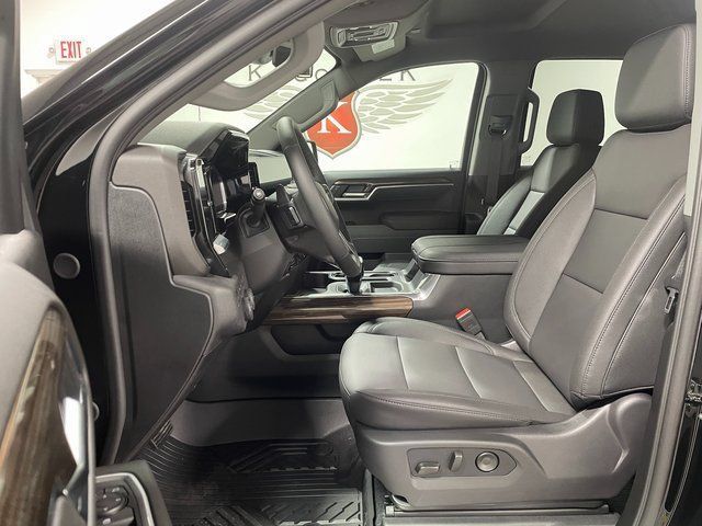 New 2026 Chevrolet Silverado 1500 RST AWD/4WD image 11