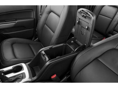 Used 2015 Chevrolet Colorado LT w/ Luxury Package RWD image 21