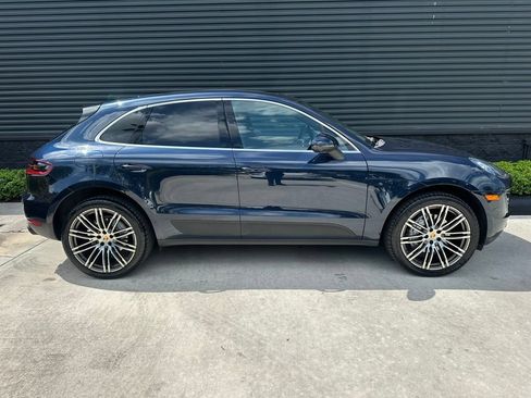 Certified 2018 Porsche Macan S AWD/4WD image 11
