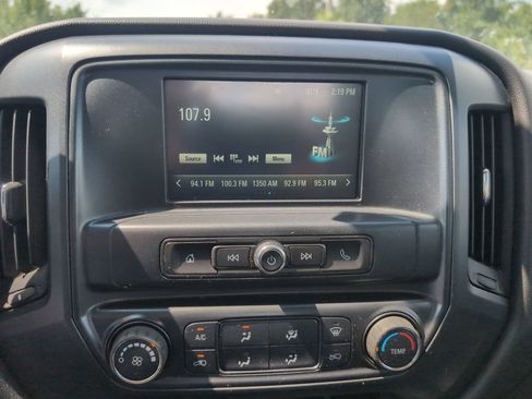 Used 2017 Chevrolet Silverado 1500 W/T w/ Trailering Package AWD/4WD image 10