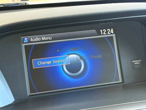 Used 2015 Honda Accord Hybrid Sedan image 16