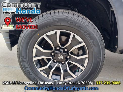 Used 2020 Toyota Tacoma TRD Sport w/ Technology Package RWD image 17