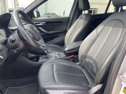 Used 2021 BMW X1 xDrive28i w/ Convenience Package image 9