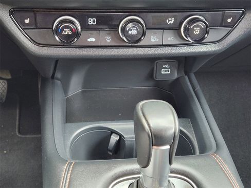 Used 2025 Honda HR-V Sport image 18