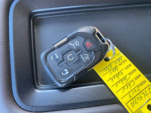 Used 2019 Chevrolet Tahoe LT w/ Luxury Package image 33