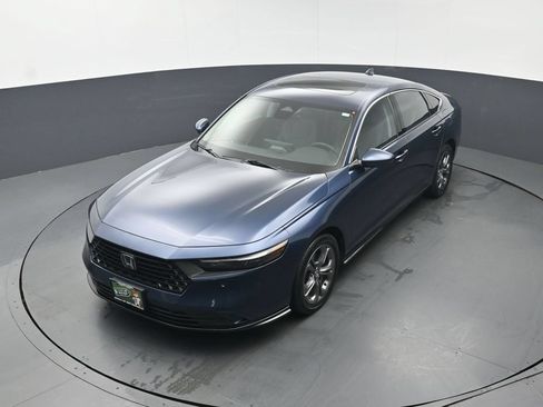 Used 2023 Honda Accord EX-L image 35