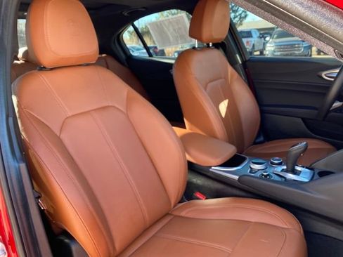 Used 2024 Alfa Romeo Giulia Ti image 9