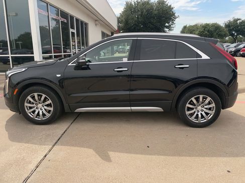 Used 2023 Cadillac XT4 Premium Luxury FWD image 5