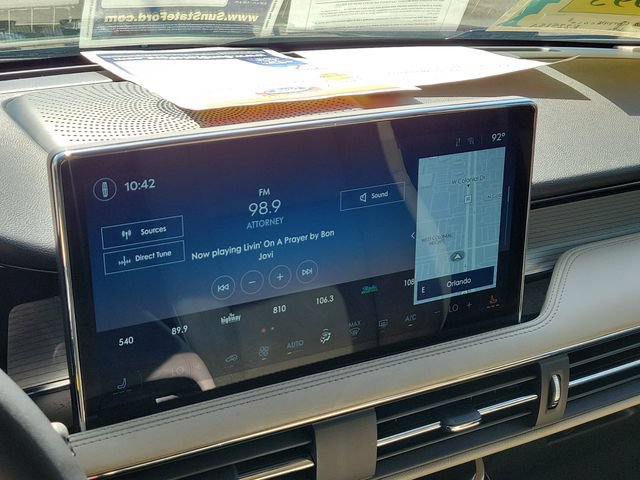 Used 2025 Lincoln Corsair FWD image 28