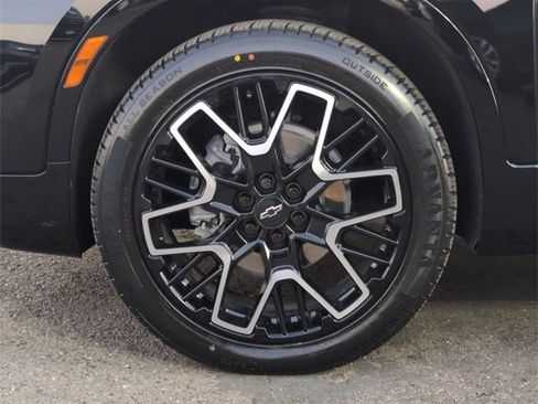 Used 2023 Chevrolet Blazer RS w/ Driver Confidence II Package image 34