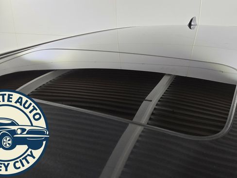 Used 2024 Honda CR-V EX image 9