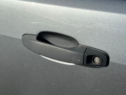 Used 2022 Chevrolet Colorado W/T image 19