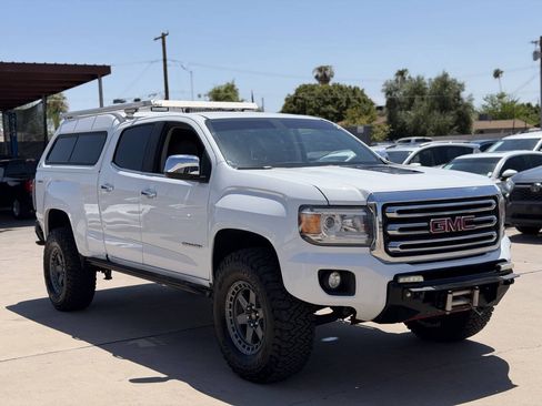 Used 2015 GMC Canyon SLT AWD/4WD image 2