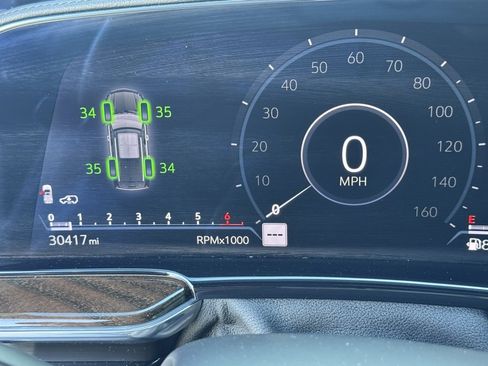 Used 2023 Cadillac Escalade ESV Sport Platinum w/ LPO, ONYX Package image 28