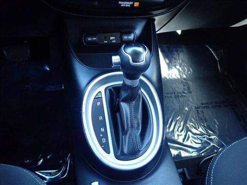 Used 2018 Kia Soul Base w/ Convenience Package image 18