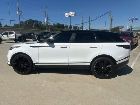Used 2018 Land Rover Range Rover Velar R-Dynamic SE image 8