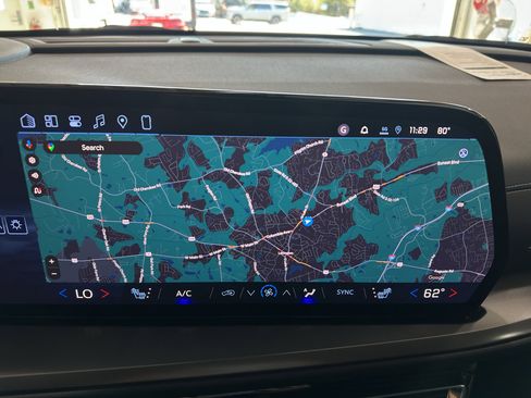 New 2026 Chevrolet Traverse LT w/ Sun and Wheel Package image 19