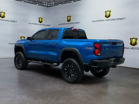 Used 2024 Chevrolet Colorado Z71 w/ Z71 Convenience Package 2 AWD/4WD image 3