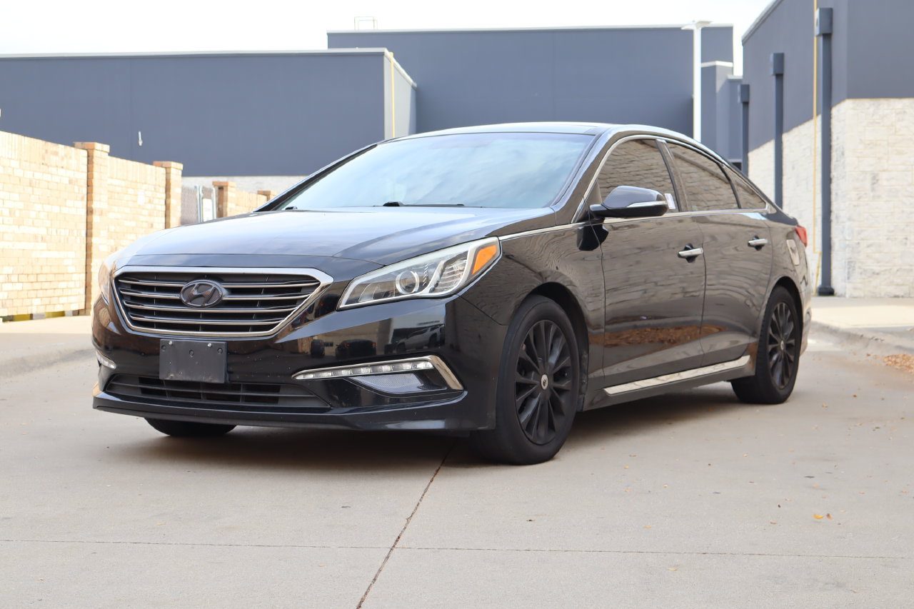 Used 2015 Hyundai Sonata Limited w/ Option Group 05 FWD image 2