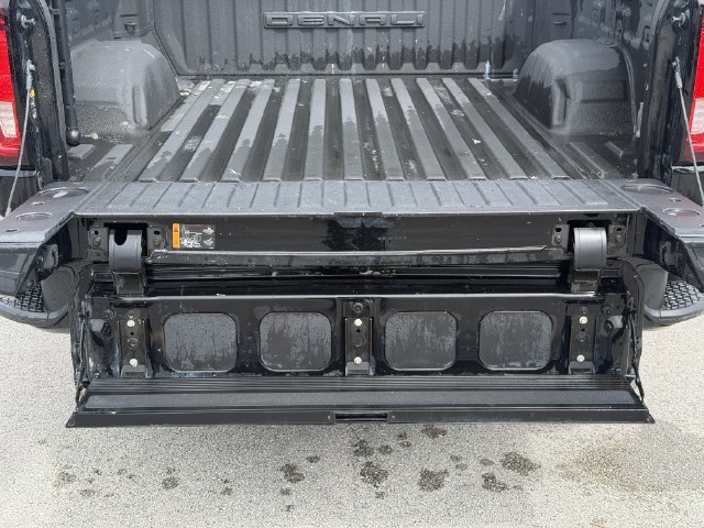 Used 2021 GMC Sierra 1500 Denali w/ Denali Ultimate Package RWD image 12
