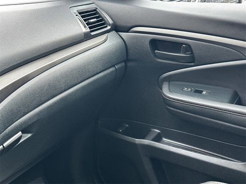 Used 2023 Honda Passport TrailSport image 34