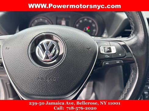 Used 2020 Volkswagen Passat 2.0T R-Line image 32