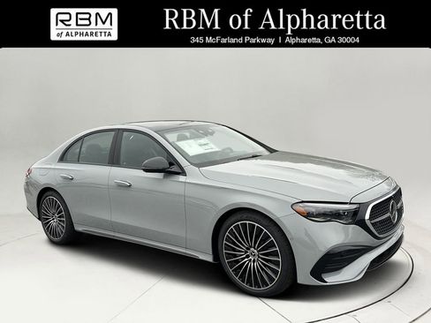 New 2026 Mercedes-Benz E 450 4MATIC Sedan image 1