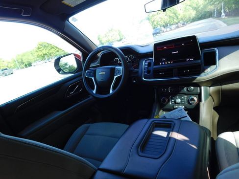 Used 2021 Chevrolet Tahoe LS AWD/4WD image 6