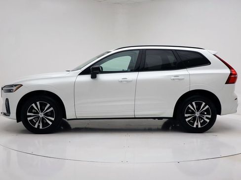 Used 2025 Volvo XC60 B5 Core image 6