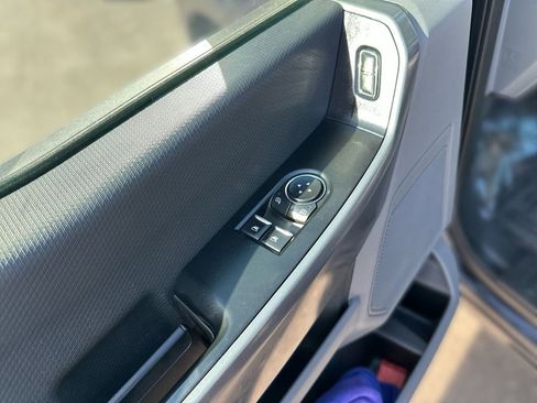 Used 2021 Ford F150 XLT image 16