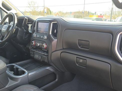 Used 2022 GMC Sierra 2500 AT4 w/ AT4 Premium Plus Package image 11
