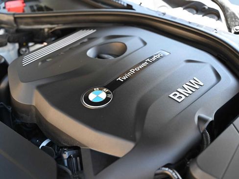 Used 2019 BMW 330i xDrive Wagon w/ Premium Package AWD/4WD image 16