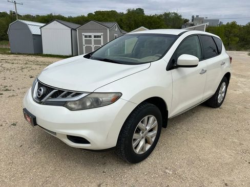 Used 2012 Nissan Murano S FWD image 2