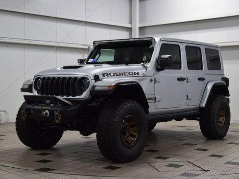 Used 2024 Jeep Wrangler Rubicon 392 image 3